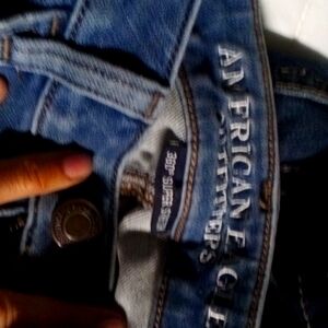 Light worn skinny jeans